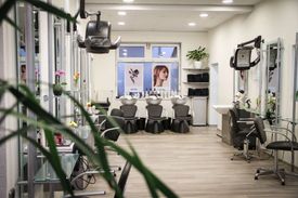 Friseursalon Wollenberg in Hessisch Oldendorf